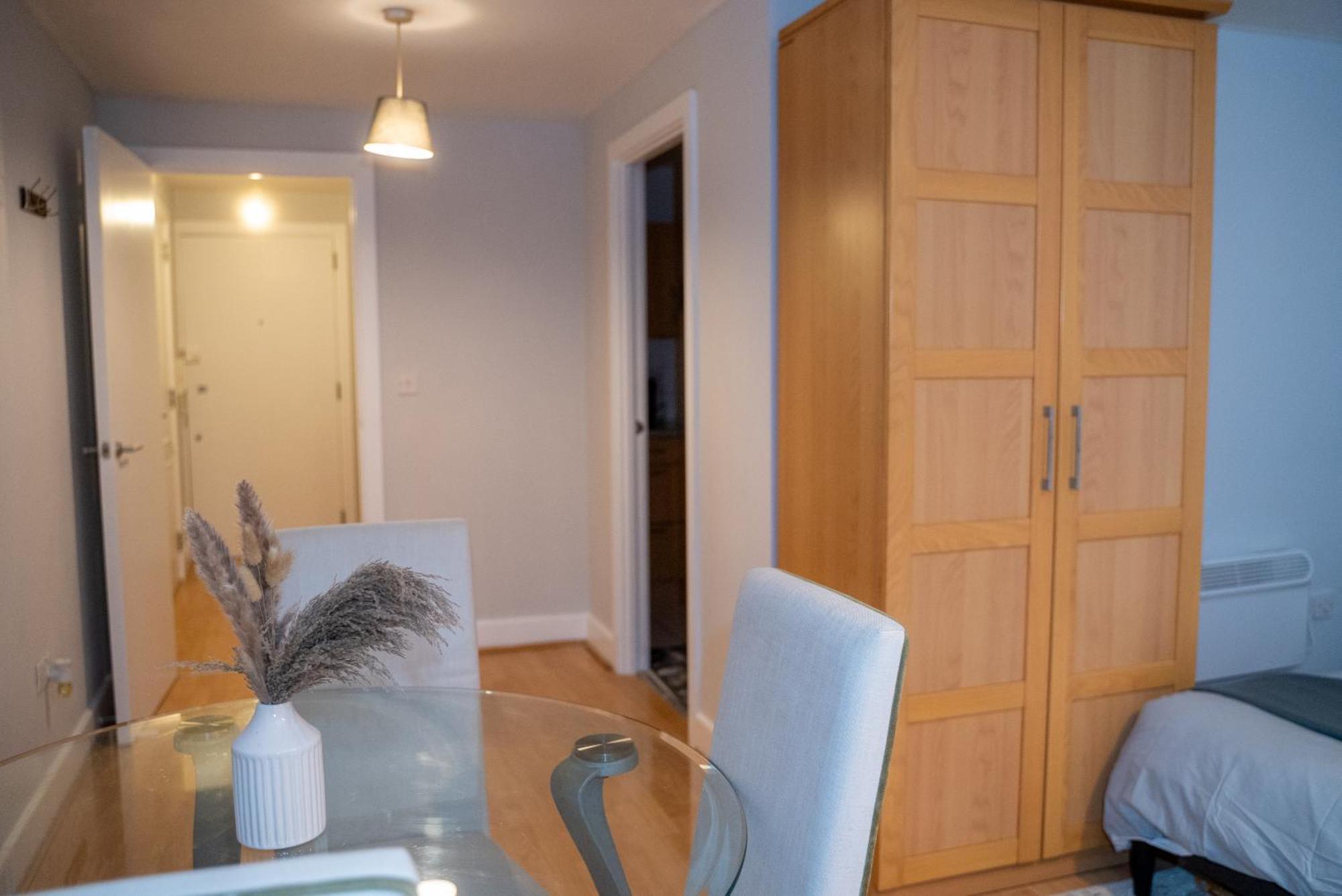 Cozy 1 Bed In Canary Wharf - Near Excel & Greenwich With Gym Acces Apartment