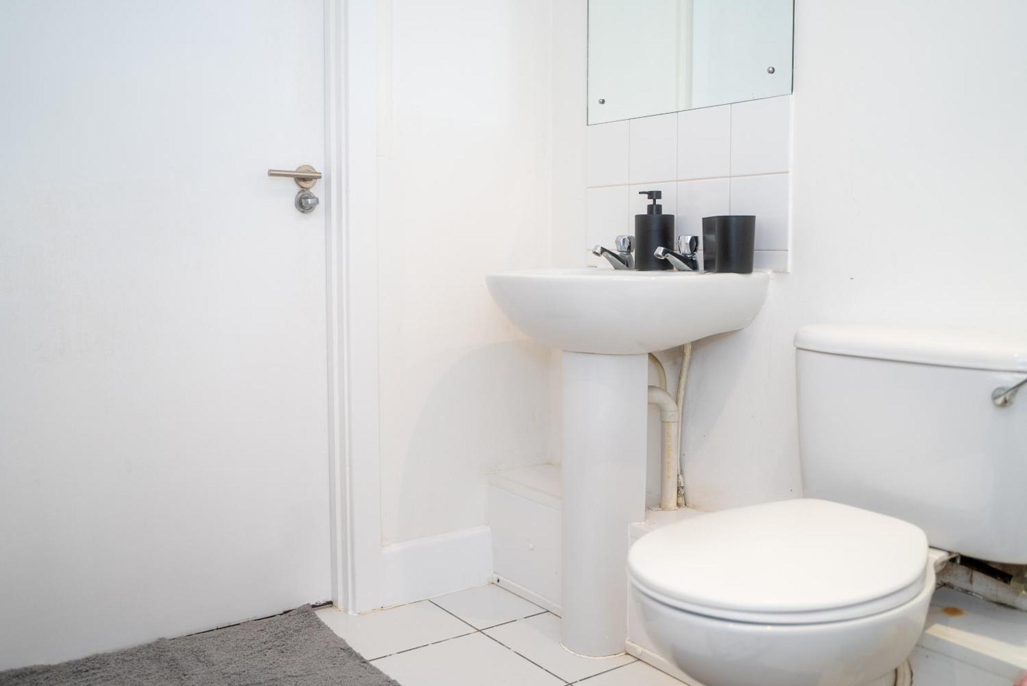 Cozy 1 Bed In Canary Wharf - Near Excel & Greenwich With Gym Acces Apartment *